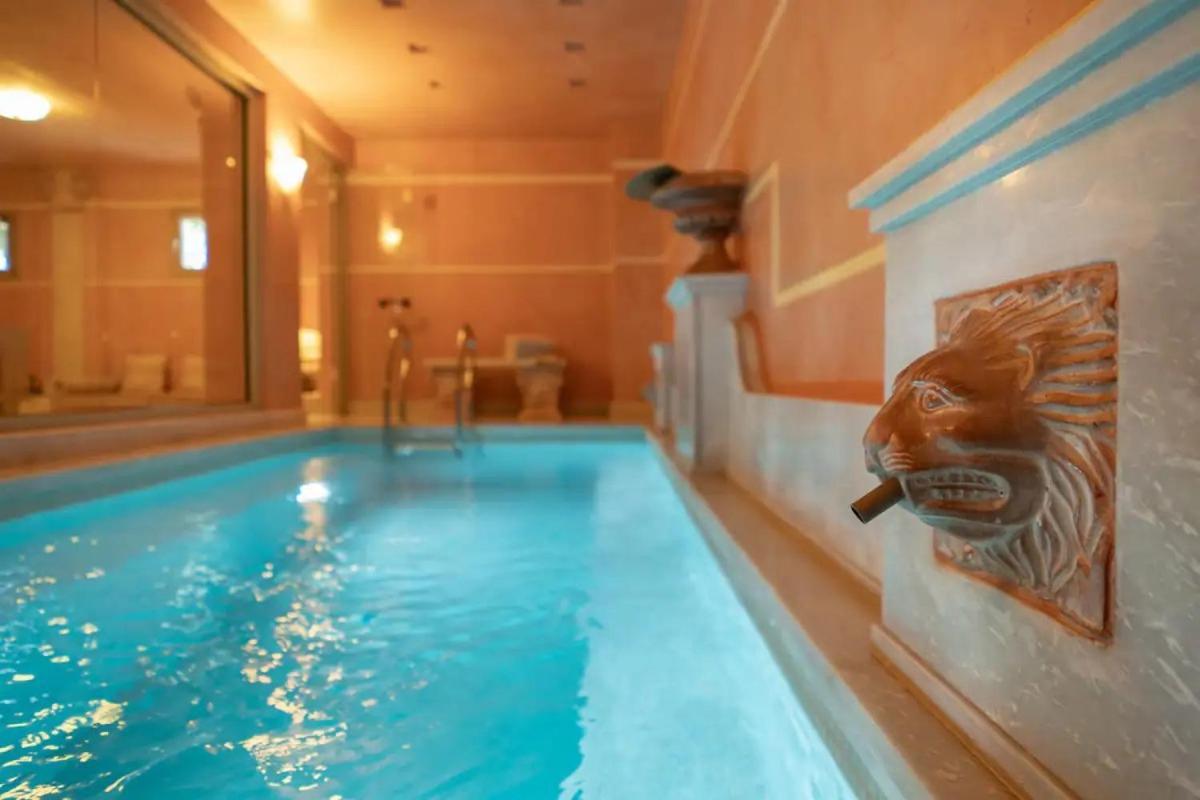 Unique Room With Indoor Pool & Attic Alli Meria Zewnętrze zdjęcie